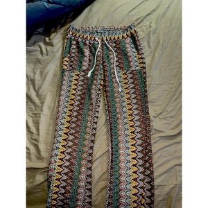 Free Shipping! Like new ROXY swimsuit cover pants in size SM